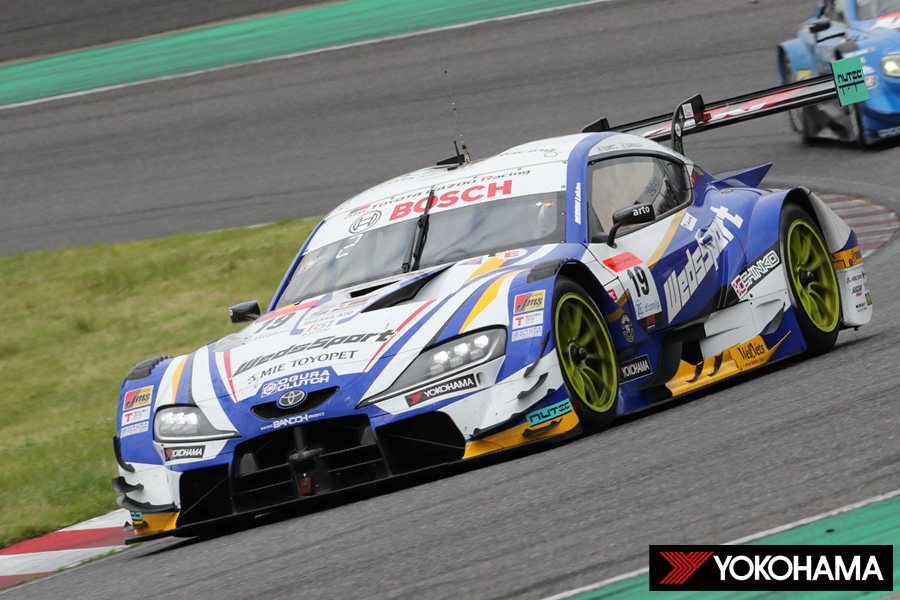 yokohama triunfa en japon